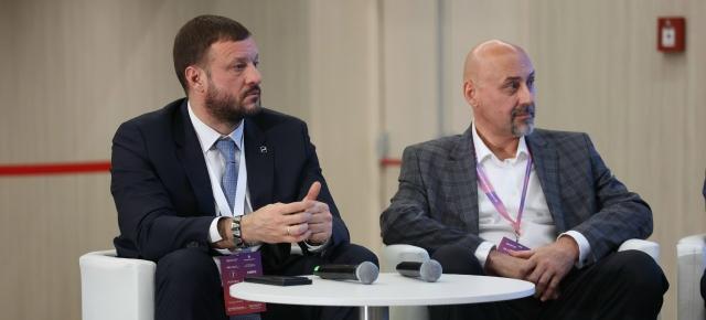 Директор РМК-Арены Николай Сандаков принял участие во Всероссийском спортивном форуме «Спорт Бизнес Конгресс» в Москве.